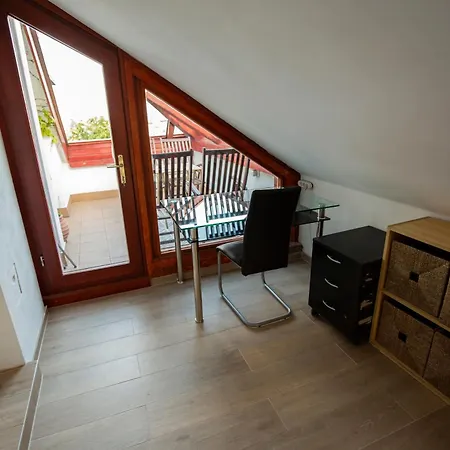 Huge 2 Bedroom Flat With Stunning View - Close To Sziget * Budapeşte