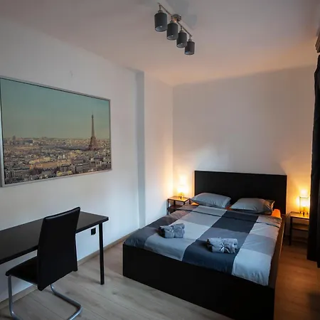 Appartamento Huge 2 Bedroom Flat With Stunning View - Close To Sziget *