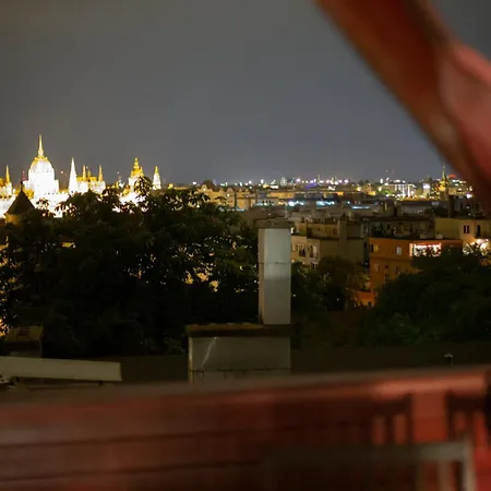 Huge 2 Bedroom Flat With Stunning View - Close To Sziget ブダペスト